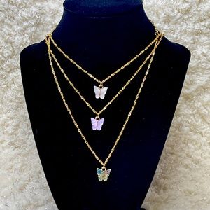 New! Cute Butterfly necklace